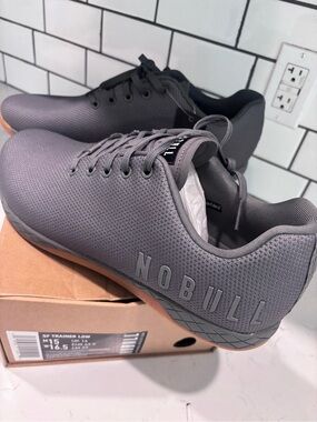 NOBULL Men's Gray Low-Top Trainer Sneakers